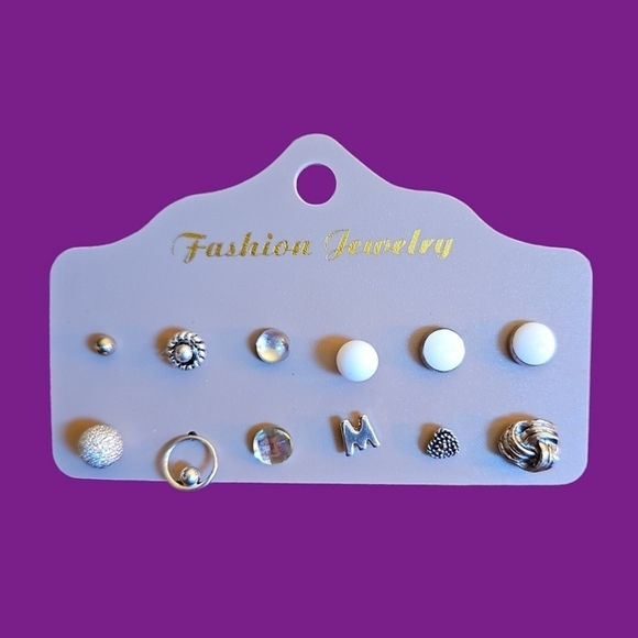 3/$30 VTG Twelve Single Post Stud Earrings - Picture 1 of 3